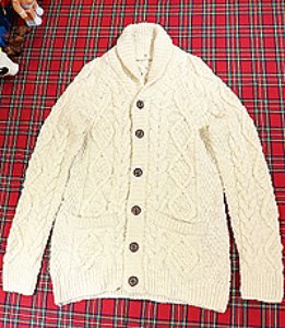 일본판 MUJI 무인양품 양모100% 스웨터 ~M사이즈 !!!