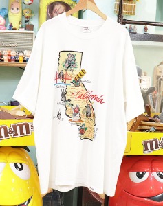 미국판 Crazy Shirts 반팔 티셔츠 ~ XL사이즈 !!!